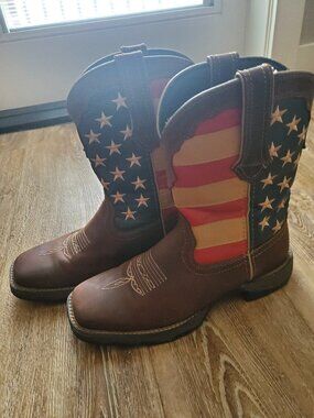 Lady Rebel by Durango Patriotic Women's Pull-On Western Flag Boots Size 9